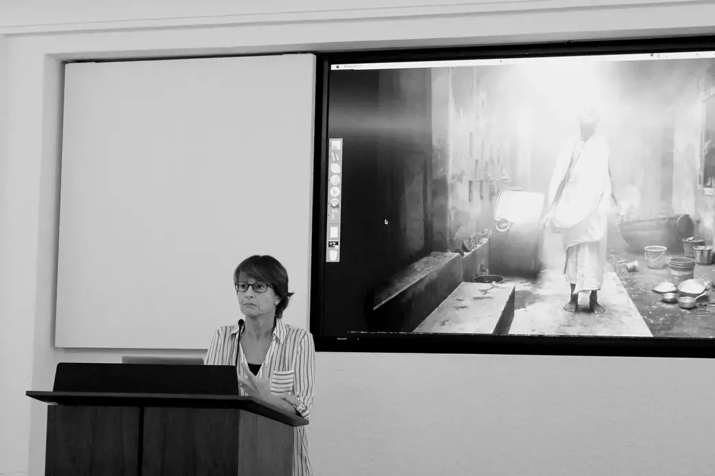 Cynthia Gorney discusses her work on widows at the University of Texas at Austin's Bernard and Audre Rapoport Center for Human Rights and Justice. Image courtesy the University of Texas at Austin.  United States, 2017. 