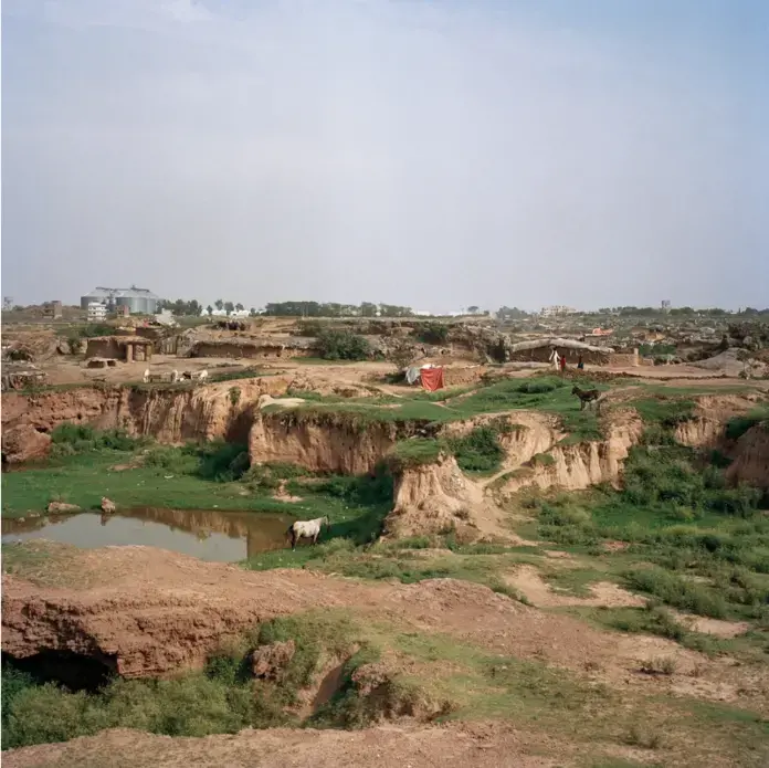 A view of the isolated I-12 Afghan refugee settlement, located on the outskirts of Islamabad, Pakistan. Image by Sara Hylton. Pakistan, 2018.