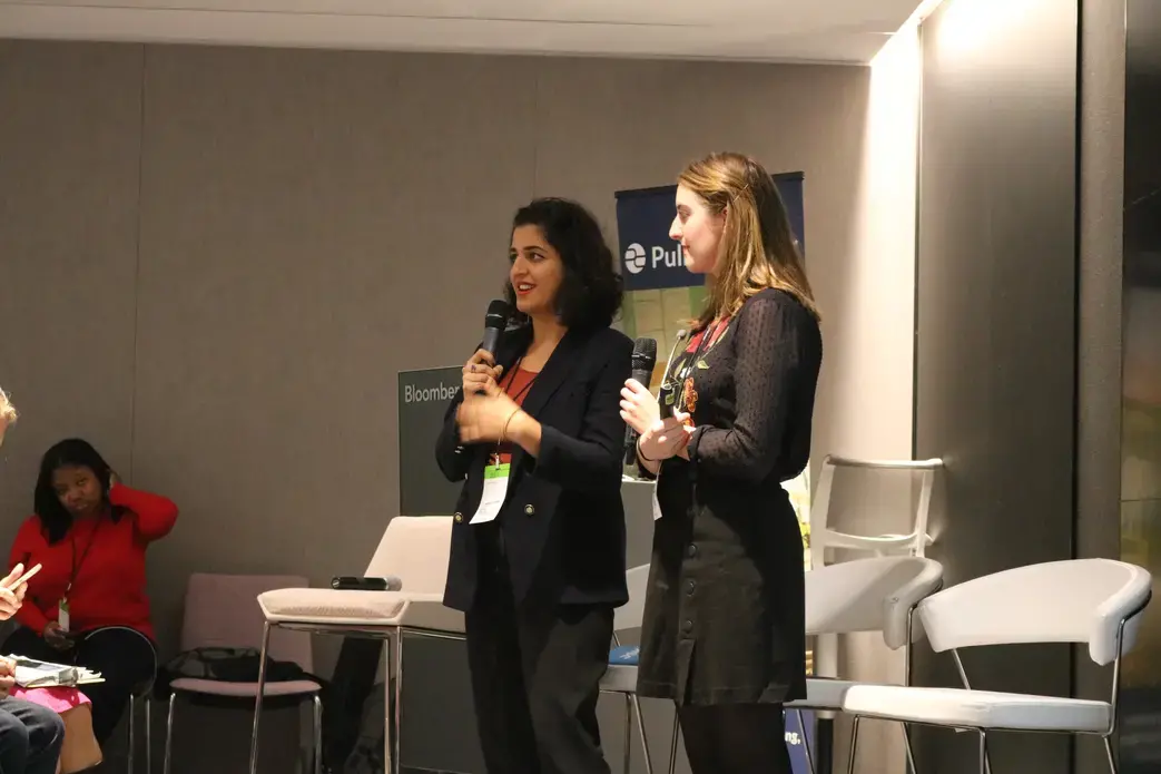 Ingrid Holmquist and Sana Malik (Columbia University Graduate School of Journalism) presents their global reporting project at 2018 Washington Weekend. Image by Karena Phan. United States, 2018.