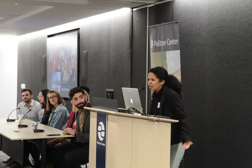Kayla Popuchet from LaGuardia Community College presents her pre-reporting on Afro-Venezuelans in the Bolivarian Republic. Image by Katie Brown. United States, 2019.