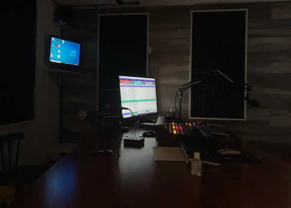 The cabina, or programming booth, for Radio Indígena. Image by Julia Knoerr. United States, 2020.