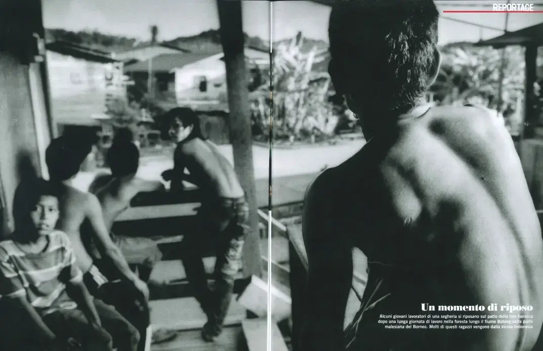 From L'espresso. Image by James Whitlow Delano. Malaysia, 2011.