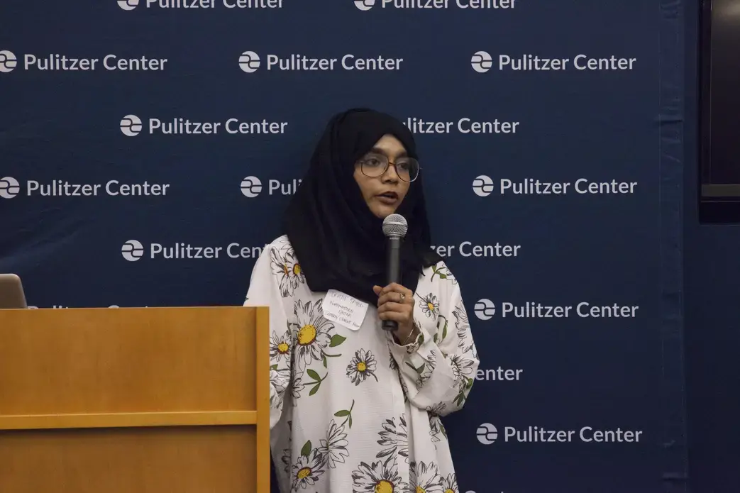Ifath Sayed from Northwestern University in Qatar discusses her project on refugee children in Malaysia. Image by Jin Ding. Washington, DC, 2017.