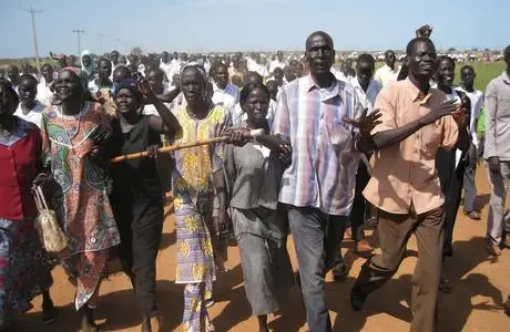 Hundreds of Ngok Dinka protested in front of the UN in Abyei last year, demanding additional UN troops and an on-time self-determination referendum. Image by Gabriel Galauk. Sudan, 2010. Media file: sudan-abyei-gration_9706.jpg