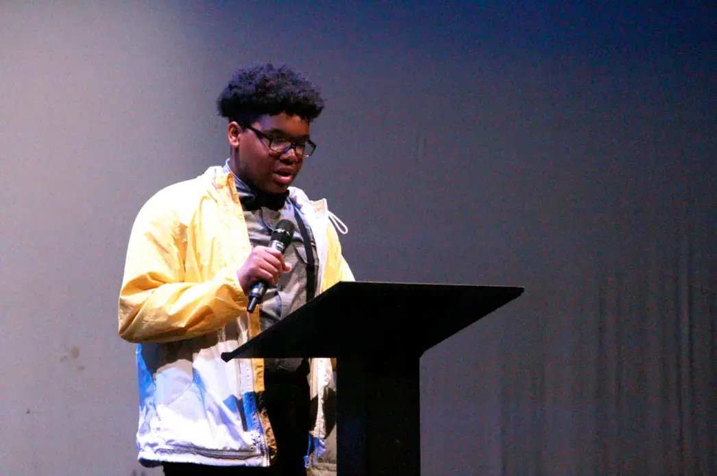 A student journalist in the Soul of the City program presents their final project on mental health. Image by Kate Karstens. United States, 2018. 