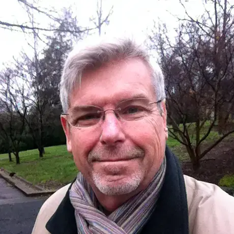 Tom Hundley
