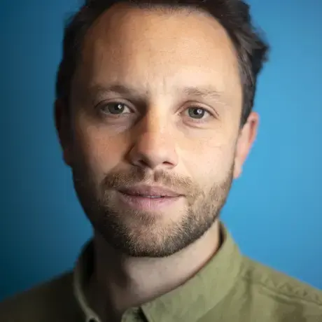 Kevin Stark headshot