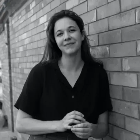 Betsy Joles headshot