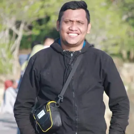 Sarjan-Lahay-2.jpg A man wearing a black long-sleeve.
