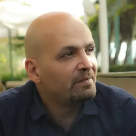 Mahmoud Hassino Headshot