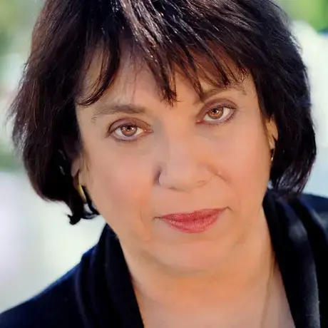 Deborah Blum Headshot