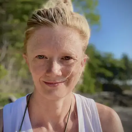 Alison McKellar headshot.