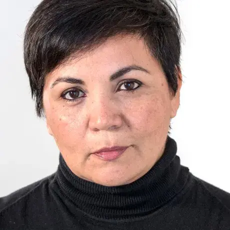 Erika Santelices Headshot