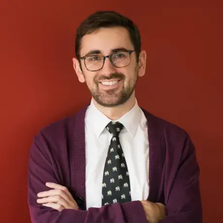 Robbie Gramer headshot