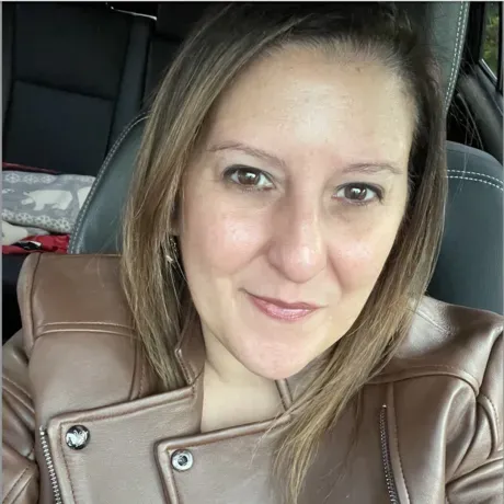 Kerri-Jean Furtado