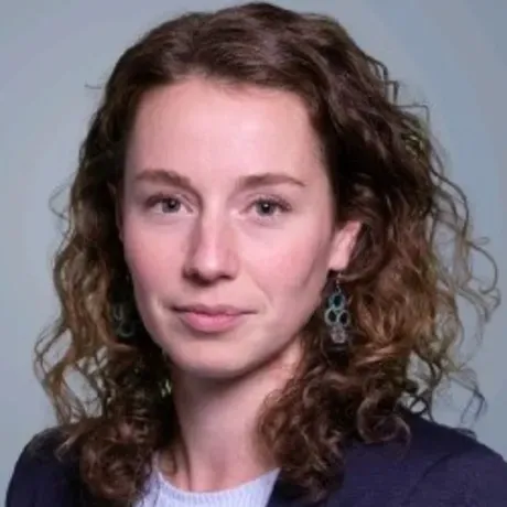 Annegina Randewijk headshot