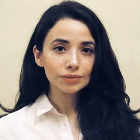 Hajira Maryam headshot