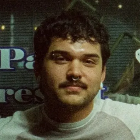 Seth Villaescusa headshot