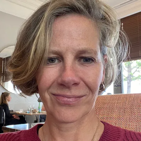 Laura Spinney