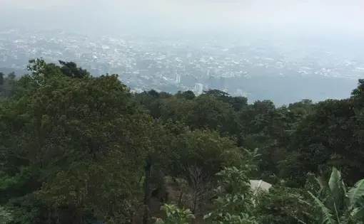 A view of San Salvador from the northern outskirts of the city. Image by Jonathan Blitzer. El Salvador, 2016. A view of San Salvador from the northern outskirts of the city. Image by Jonathan Blitzer. El Salvador, 2016.