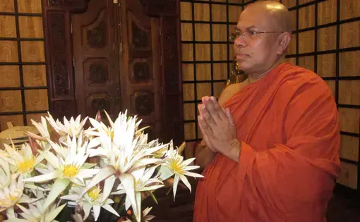 Kiribathgoda Gnanananda Thero is a champion of organ donation in Sri Lanka.