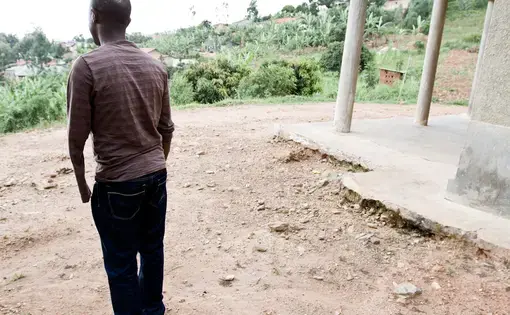 Dassan lost his forearms during the 1994 genocide. Image by Tomaso Clavarino. Rwanda, 2014. Media file: dassan-1.jpg