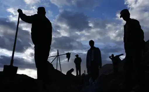 Chinese Construction Team. Image by Sean Gallagher. China, 2012.