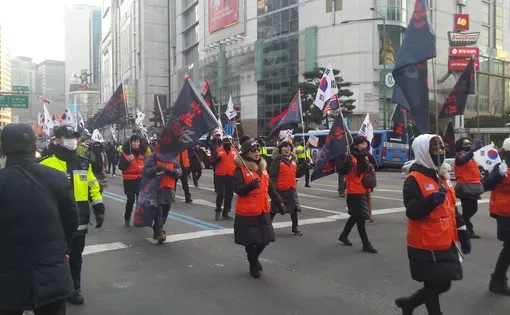 Protesters voice their opposition&nbsp;to the current liberal South Korean government's "Sunshine" policy of pursuing peace talks with North Korea. Image by Rachel Oswald. South Korea, 2018.
