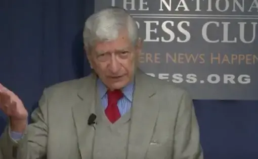 Marvin Kalb speaks at the National Press Club. Washington, DC. 2017