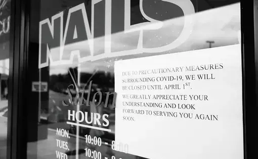 One of the countless retail stores that have closed because of the coronavirus pandemic. Image by Jon Taylor / Flickr. United States, 2020.