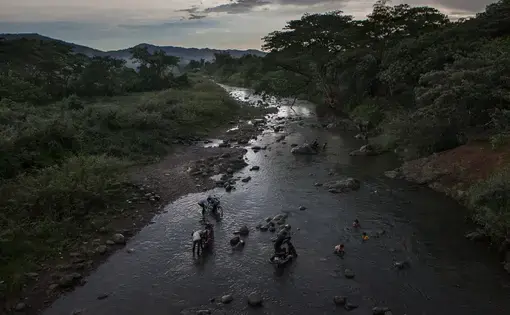 Malaria is public health issue in Cambodia’s rural area near forested areas, where both locals and migrants work in agriculture, wood cutting and mining. Image by Jeffrey Lau. Cambodia, 2016. Media file: jlau_kh_pailin_0321.jpg