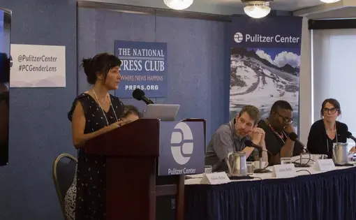 Panelist Allison Shelley describes her work in India, Nepal, Nigeria, and Senegal, during the Global Health panel at Pulitzer Center Gender Lens Conference. Image by Jin Ding. United States, 2017.