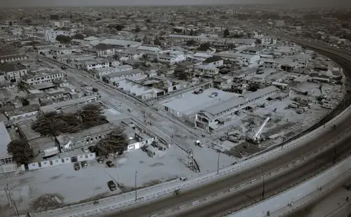 Aerial view of an isolated area in Nigeria's capital Lagos during the COVID-19 pandemic. Image by Kehinde Temitope Odutayo/ Shutterstock. Nigeria, 2020.