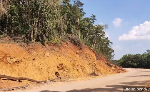 The road-widening work on NH-4A in Karnataka has caused damage to the land pattern on parts of the stretch. Unchecked development may exacerbate the threat of landslides that are common in the Western Ghats in the monsoon season. Image by Disha Shetty. India, undated.
