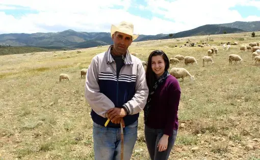Yasmin Bendaas with sheepherder Shareef BouAziz in Algeria in 2016. Image courtesy of Yasmin Bendaas. Algeria, 2016.