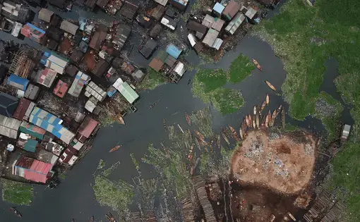 A drone image of Makoko. Image by UHURULABS / Code for Africa. Nigeria, undated.