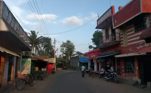 The town of Athimoor, where Ramya and her husband currently reside. Ramya was married to her uncle when she was 14 years old. Image by Praveena Somasundaram. India, 2017.