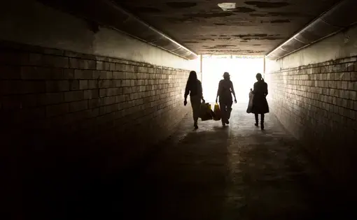 Au pairs walk back to the train after shopping at Loppemarked