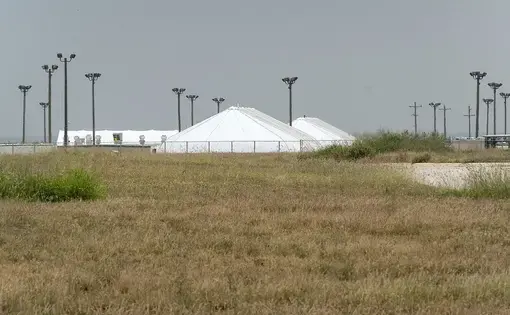 The South Texas Family Residential Center in Dilley is one of two family immigrant detention centers in Texas. Image by Laura Skelding for The Texas Tribune. United States, 2018.