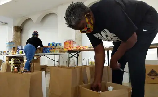 The Rebuild Foundation in Chicago has set up a food repository intended to meet the needs of its surrounding community. Image courtesy of Chantala Kommanivanh/Rebuild Foundation. United States, 2020.