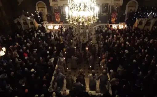 A church service in Ukraine. Image by Simon Ostrovsky. Ukraine, 2019.