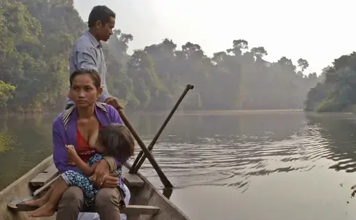 Reem Sav See and the Chong community in Areng Valley in southwest Cambodia face the impending construction of a hydroelectric dam that will flood their forests and farmland, as well as the forests held sacred by their ancestors. Image by Kalyanee Mam. Cambodia, 2014. Media file: areng_bb099701.jpg