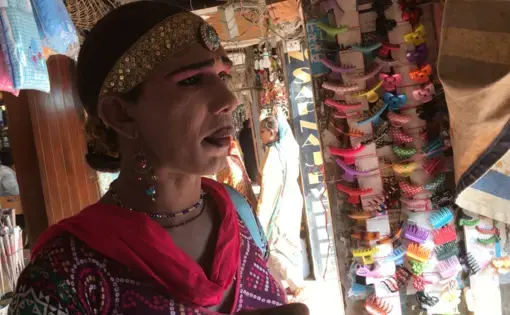 Sonya talks about her childhood outside of Meena Bazaar in Karachi. Image by Rubab Anwar. Pakistan, 2017.&nbsp;