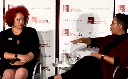 Nikole Hannah-Jones and Jenn White in conversation at the University of Chicago. Image by University of Chicago Institute of Politics. United States, 2019.