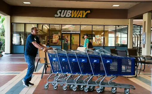 The commissary complex at the naval base in 2019. Image by Doug Mills / The New York Times. United States, 2019.