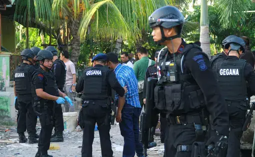 Jihadist radicalization of Indonesian women has emboldened new groups to contribute to acts of terror in Southeast Asia. Image by Dzaqi Akbar/Shutterstock. Indonesia, 2018.