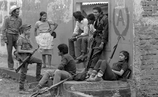 ERP combatants in Perquín. Image by Linda Hess Miller. El Salvador, 1990.