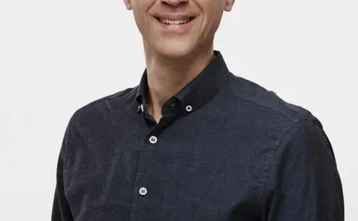 Alex Blumberg headshot