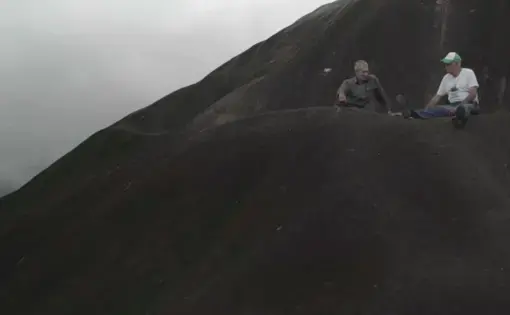 'Verde como el oro' es un documental que muestra la oposición a los proyectos de mega minería en el suroeste del departamento de Antioquia, en Colombia. Captura de imagen del documental 'Verde como el Oro'