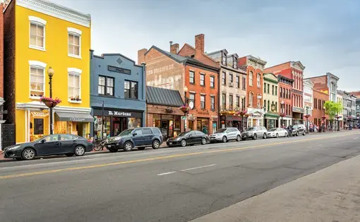 Photo of neighborhood in DC